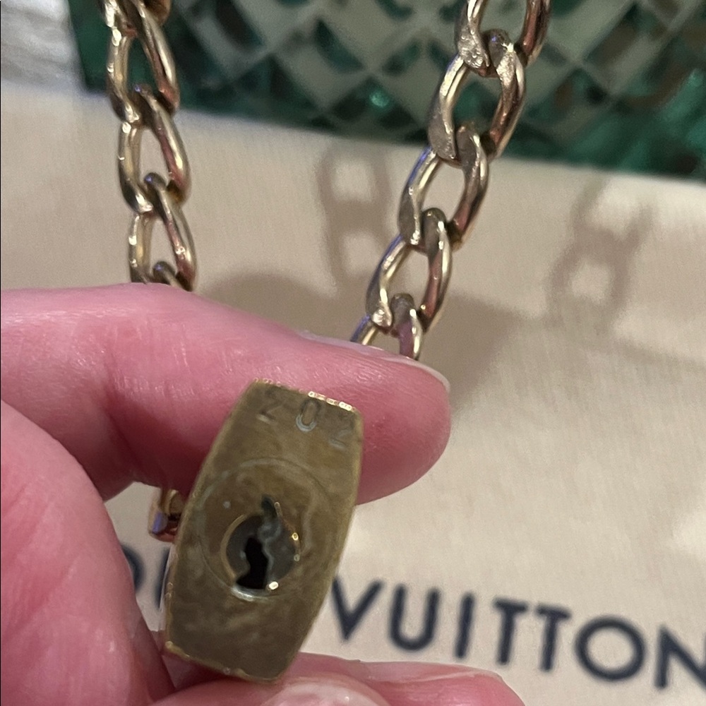 Louis Vuitton Gold Padlock Charm Chain Necklace - Picture 3 of 4